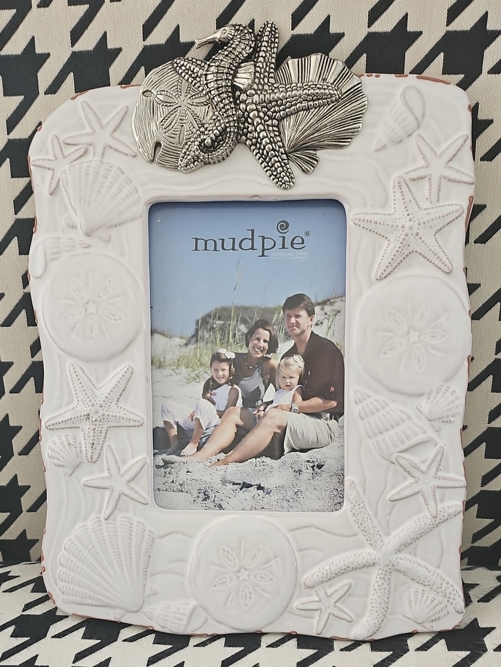 White Ceramic & Metal Coastal Starfish & Shell Photo Frame-Brand New